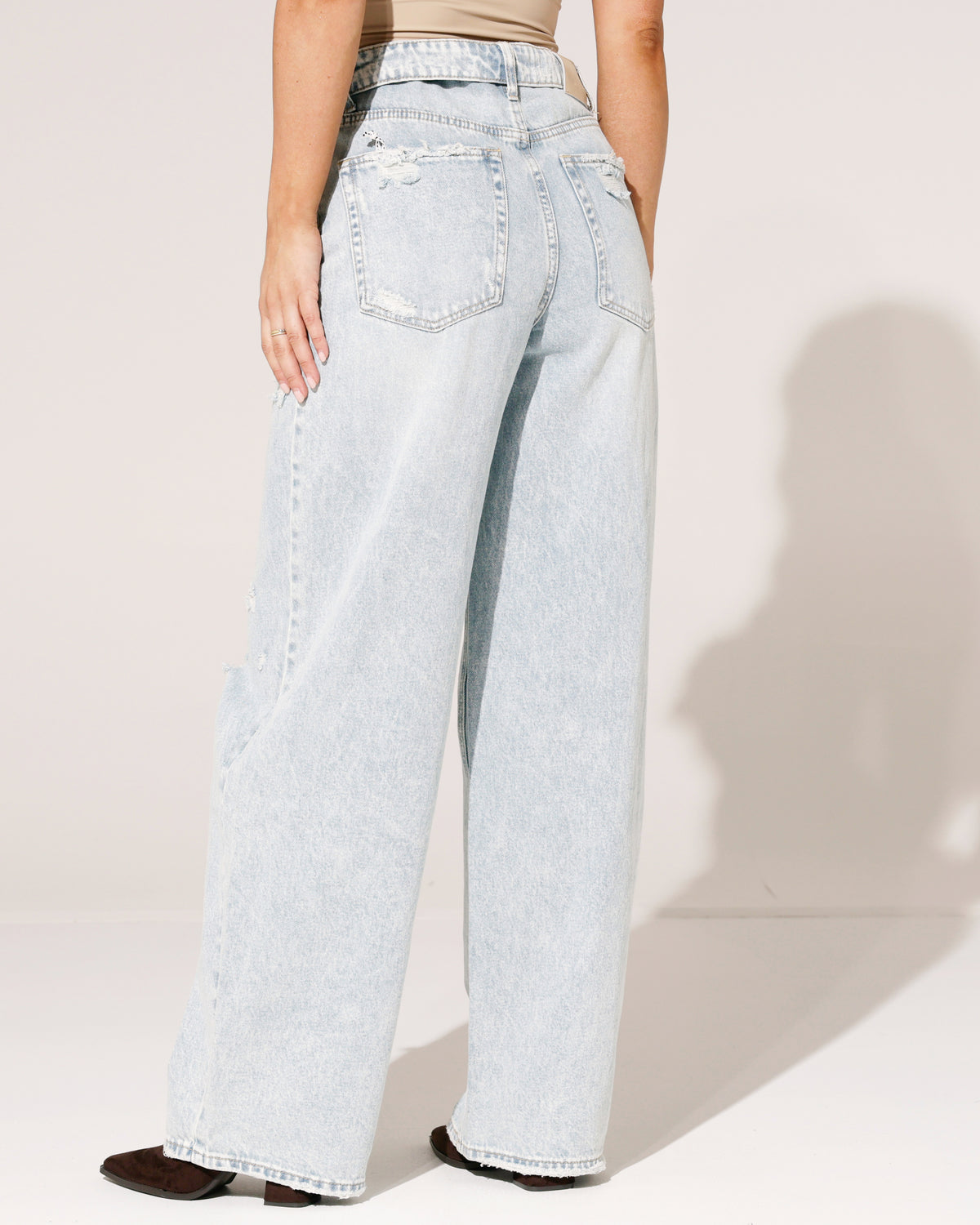 Queen Hearts Baggy wide leg jeans met omslag Deb-1 in lichtblauw, extra aanzicht 4