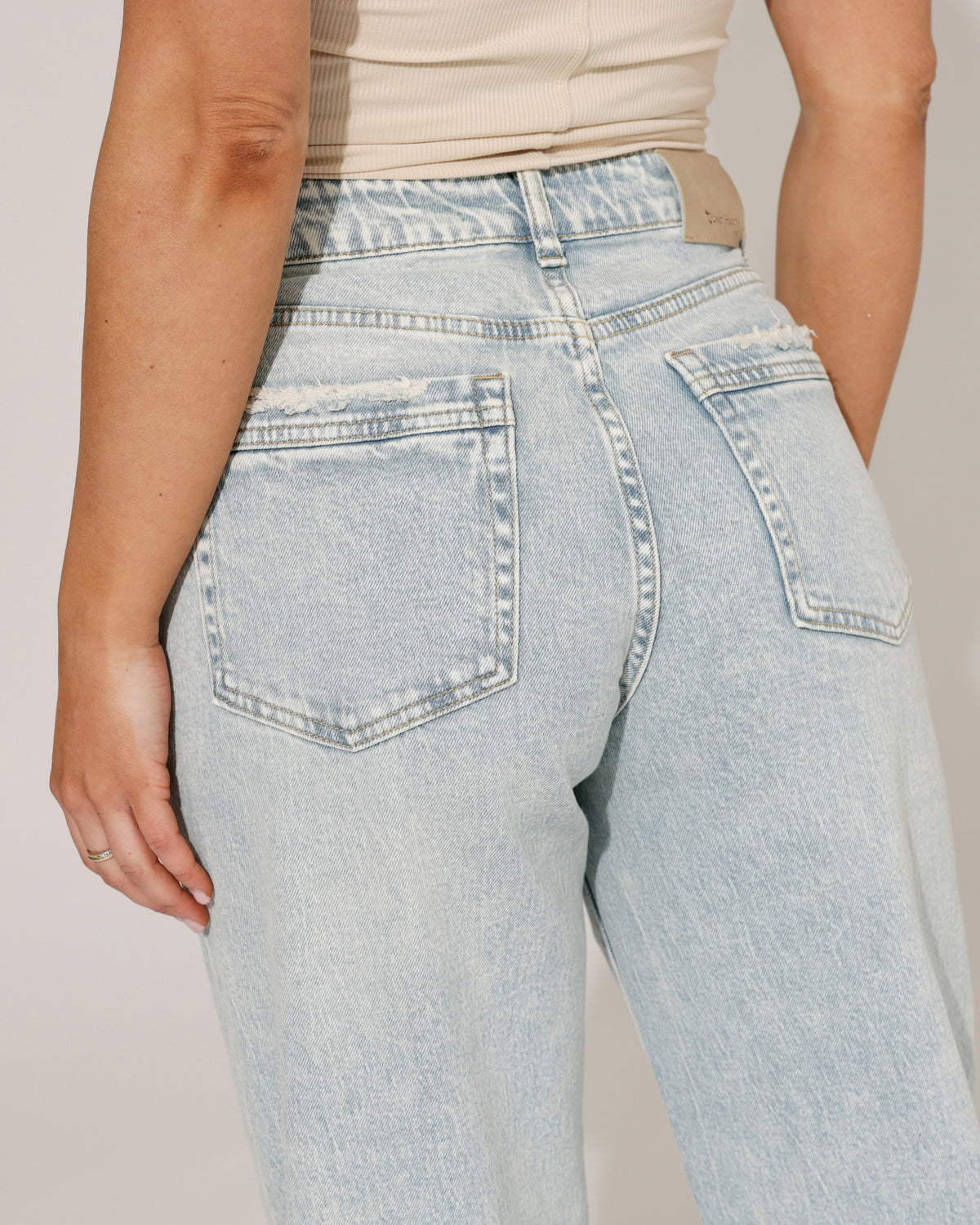 Queen Hearts Barrel jeans Nola-1 in blauw, extra aanzicht 6