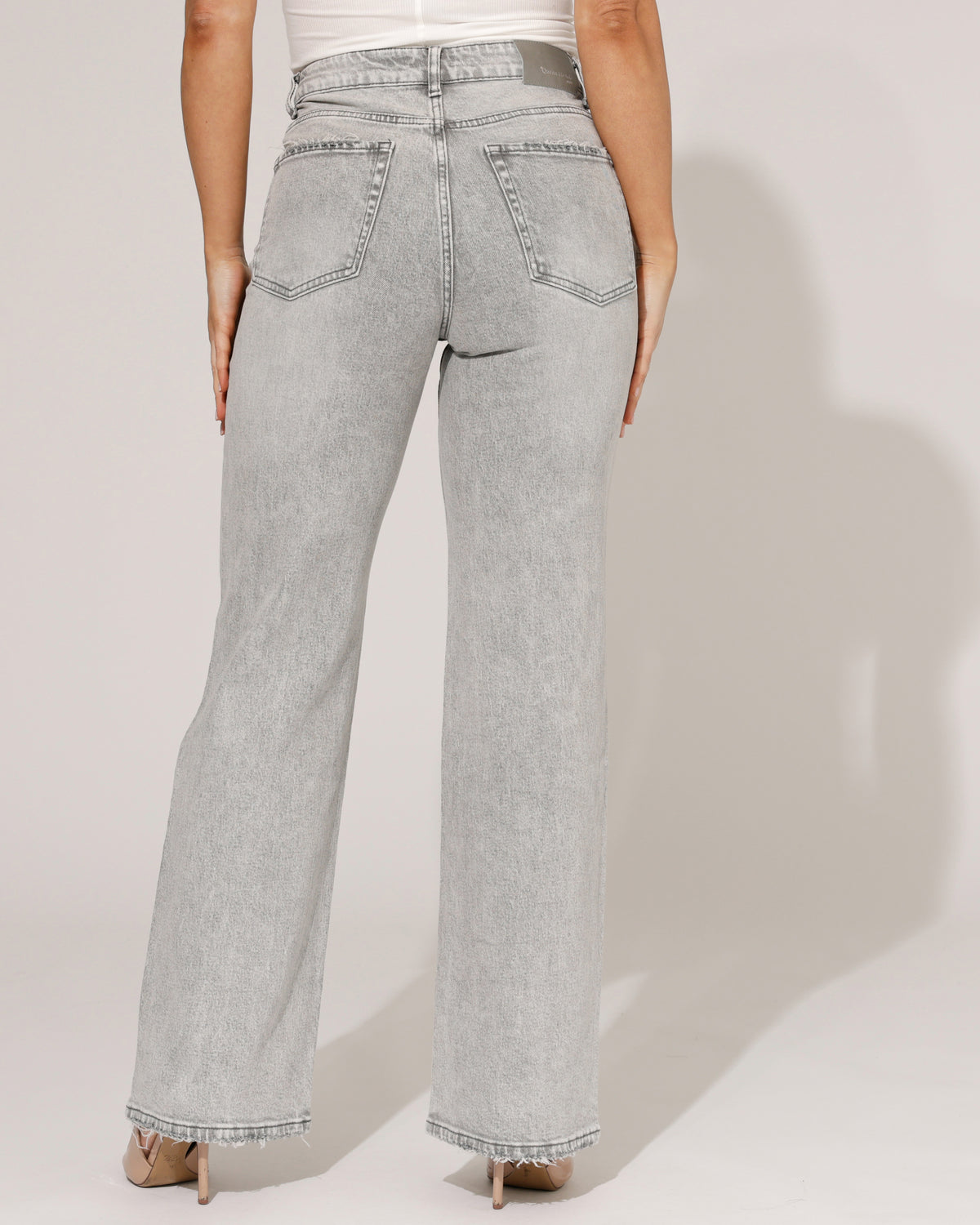Queen Hearts Wide leg jeans Janey in grijs, extra aanzicht 5