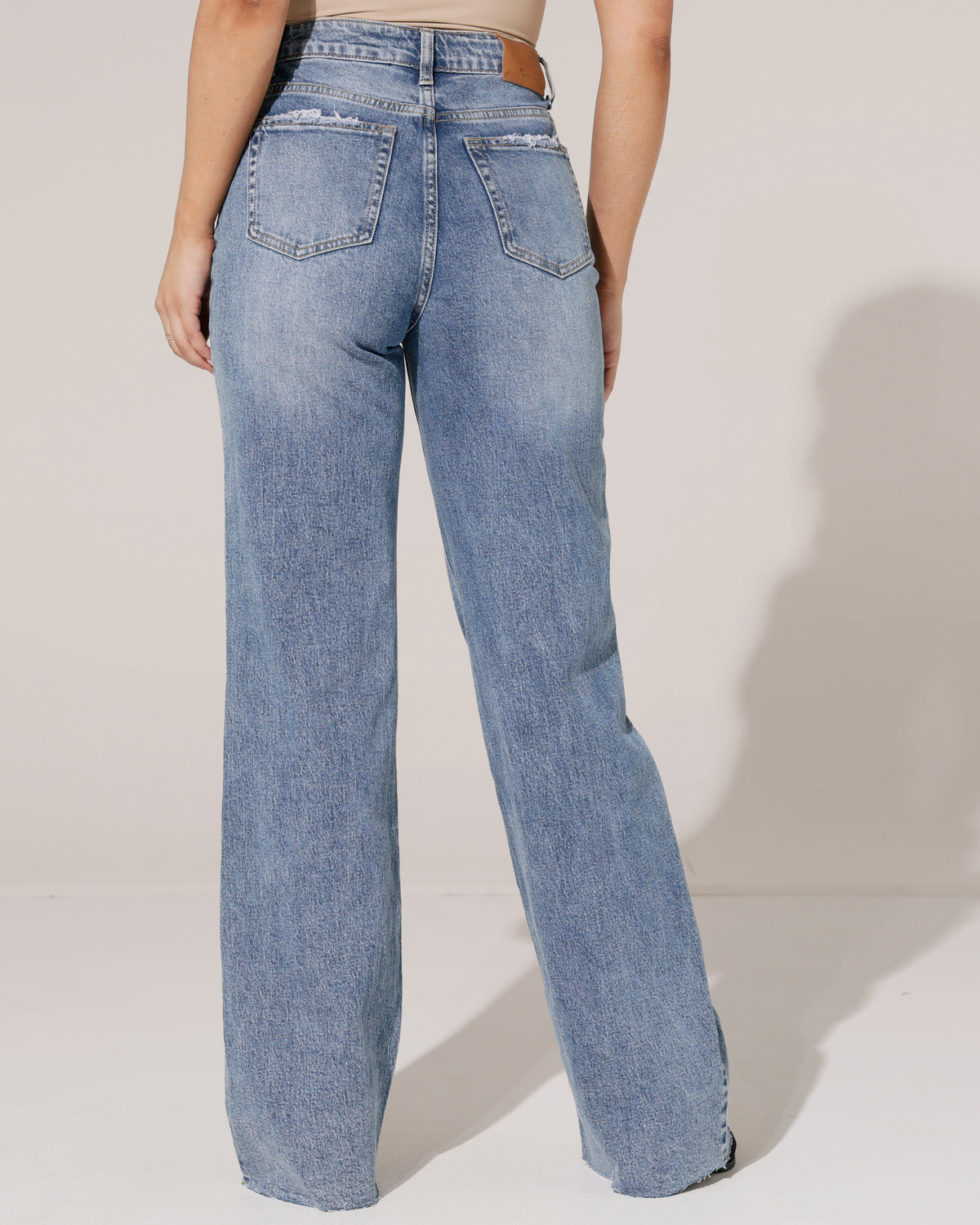 Queen Hearts Wide leg jeans TALL Nina-9 in donkerblauw, extra aanzicht 2