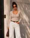 Ronde hals top knoopjes Fenna Beige