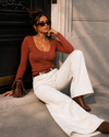 Ronde hals top knoopjes Fenna Camel
