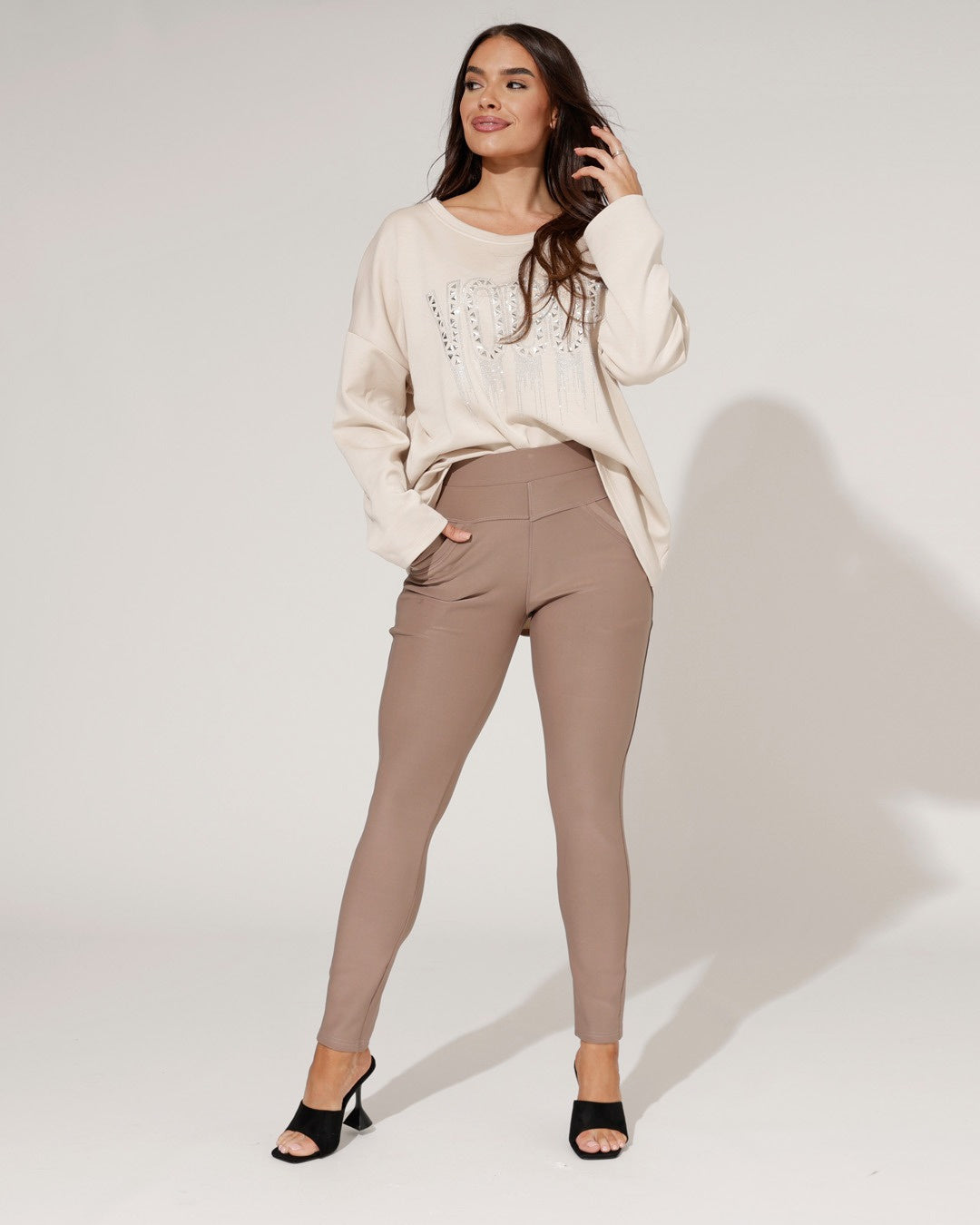 Stretch broek Tess in taupe