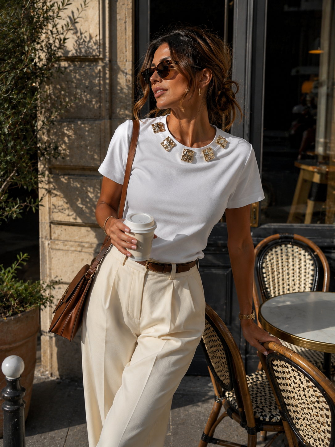 T-shirt met gouden ornamenten Bibi in wit, extra aanzicht 2
