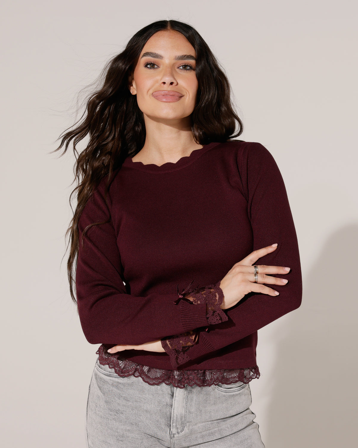 Top met kanten details Fenna in bordeaux, extra aanzicht 2