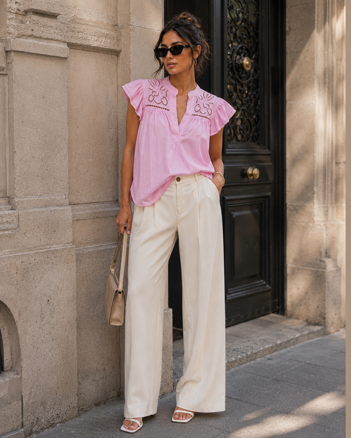 Top met kanten hals Bella in roze
