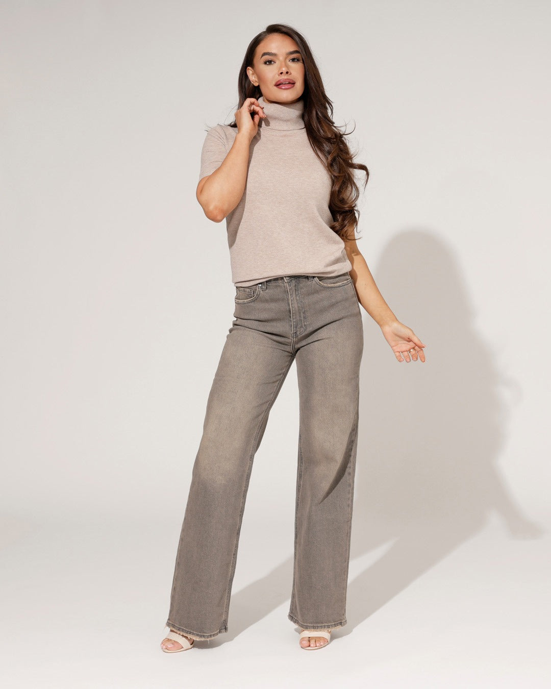 Queen Hearts | Wide leg, Straight jeans Misty Bruin