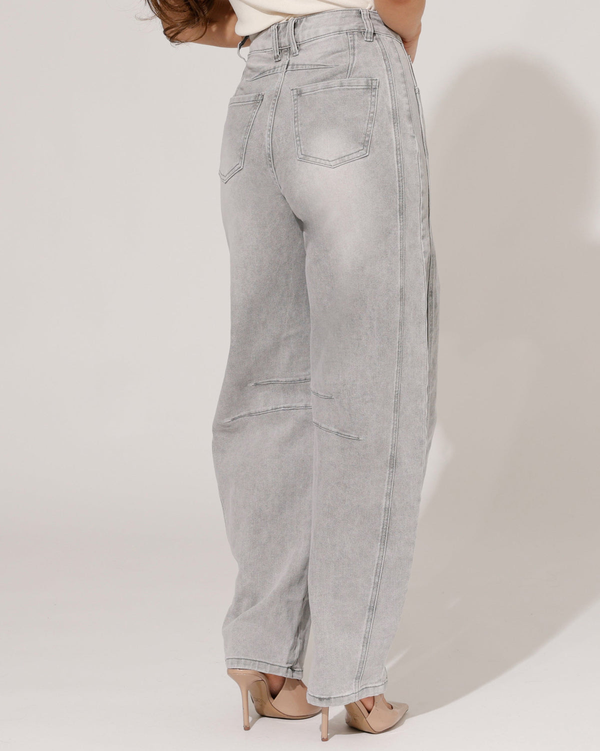 VS Miss Barrel jeans Lotte in grijs, extra aanzicht 3