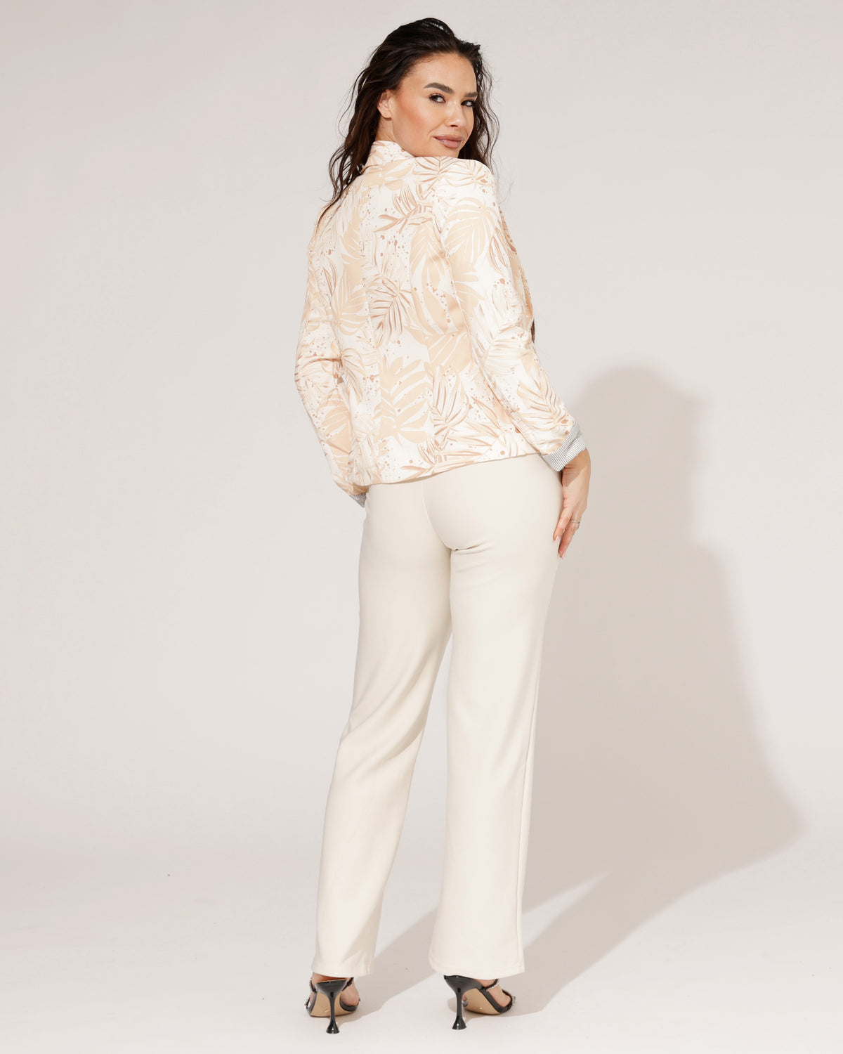 Wide leg broek Noor in roomwit, extra aanzicht 5